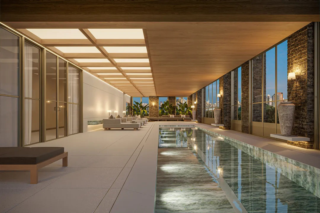 Piscina coberta adulta com raia